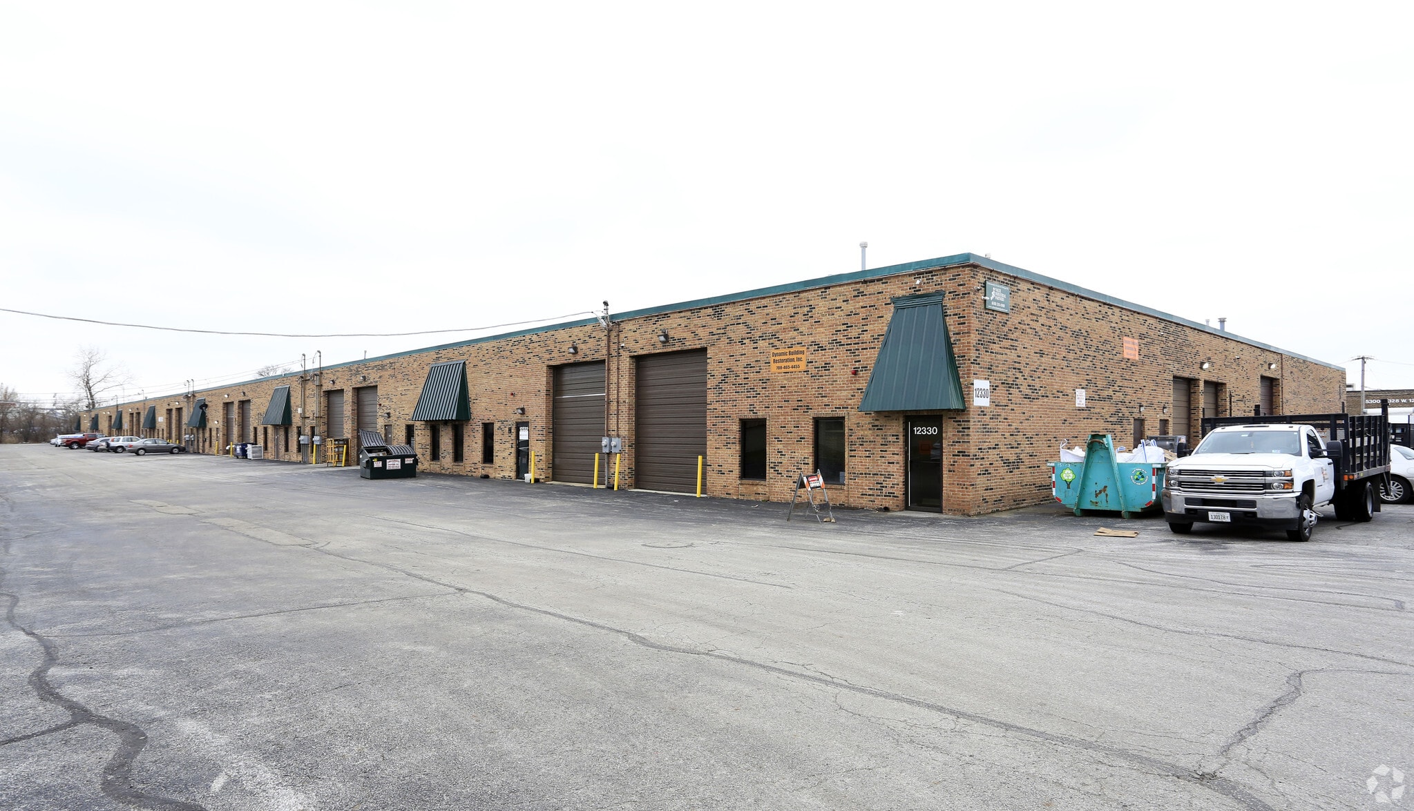 12330-12358 S Latrobe Ave, Alsip, IL à louer Photo principale– Image 1 sur 11