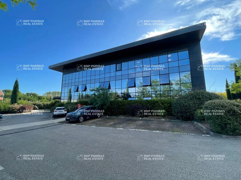 Bureau dans Aix-en-Provence à louer - Photo de l’immeuble – Image 1 sur 12