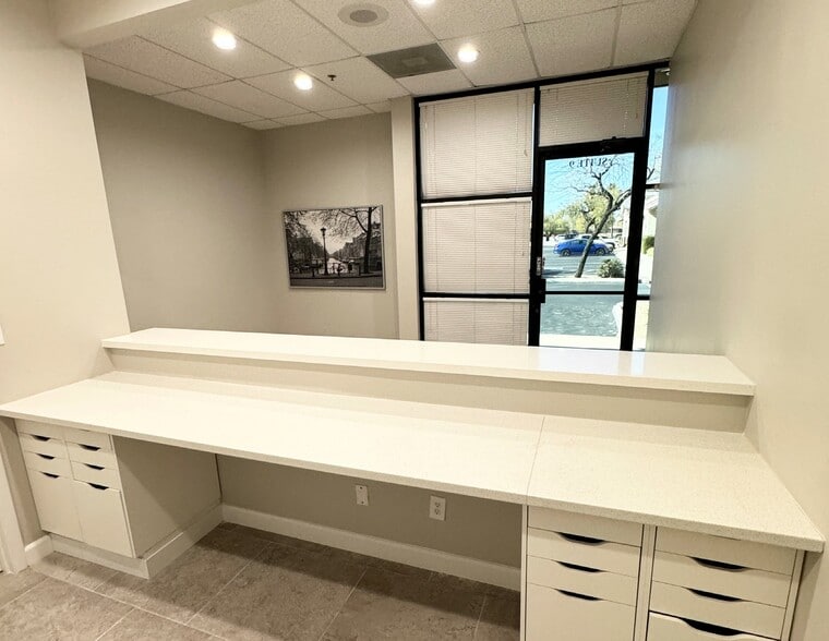 5505 W Chandler Blvd, Chandler, AZ à louer - Photo intérieure – Image 3 sur 7