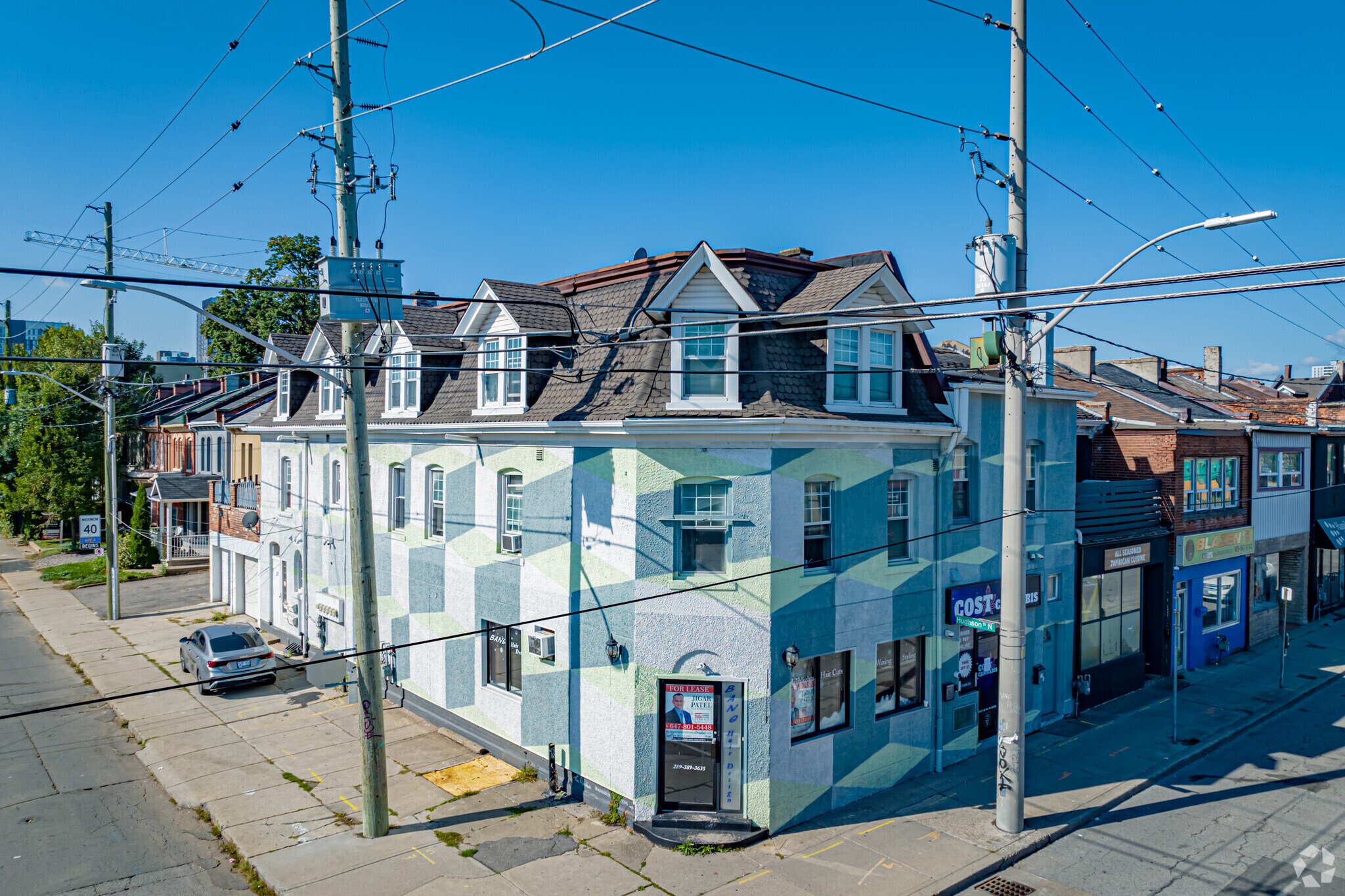 32 Barton St E, Hamilton, ON à vendre Photo principale– Image 1 sur 6