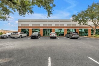 1780 102nd Ave N, Saint Petersburg, FL à louer Photo intérieure– Image 1 sur 35