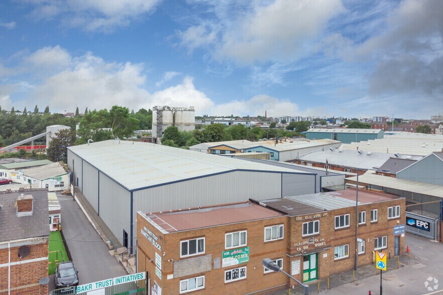 138 Wednesbury Rd, Walsall à louer - Photo de l’immeuble – Image 2 sur 13