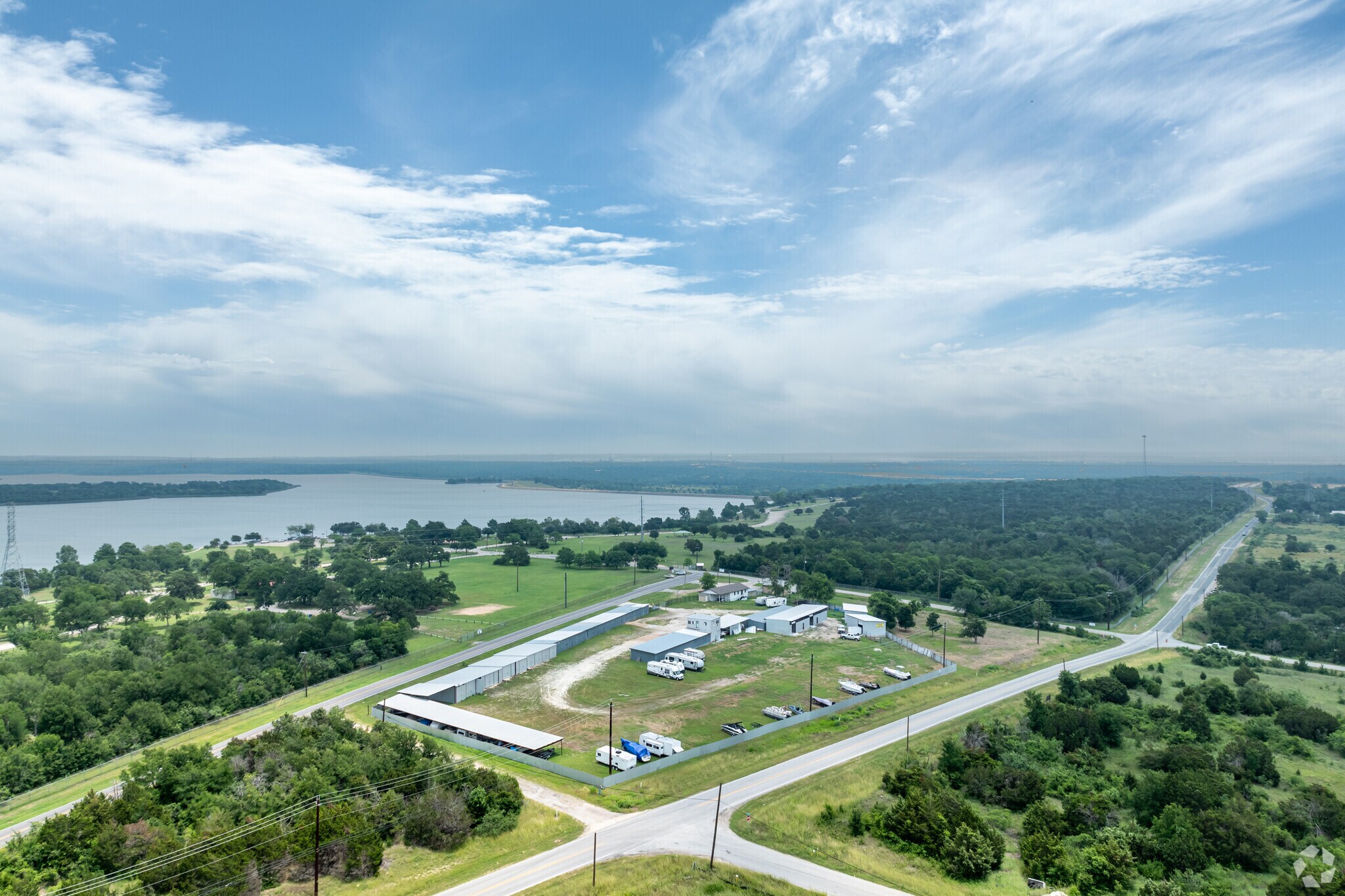 6480/ 6510 Blue Bluff Road, Austin, TX à vendre Photo de l’immeuble– Image 1 sur 26