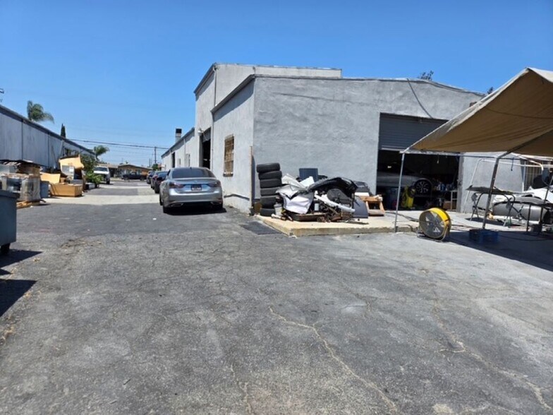 1924 Cogswell Rd, South El Monte, CA à vendre - Photo de l’immeuble – Image 3 sur 5