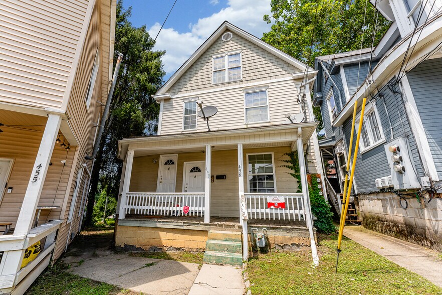 459 Dallas St, Morgantown, WV à vendre - Photo principale – Image 1 sur 1