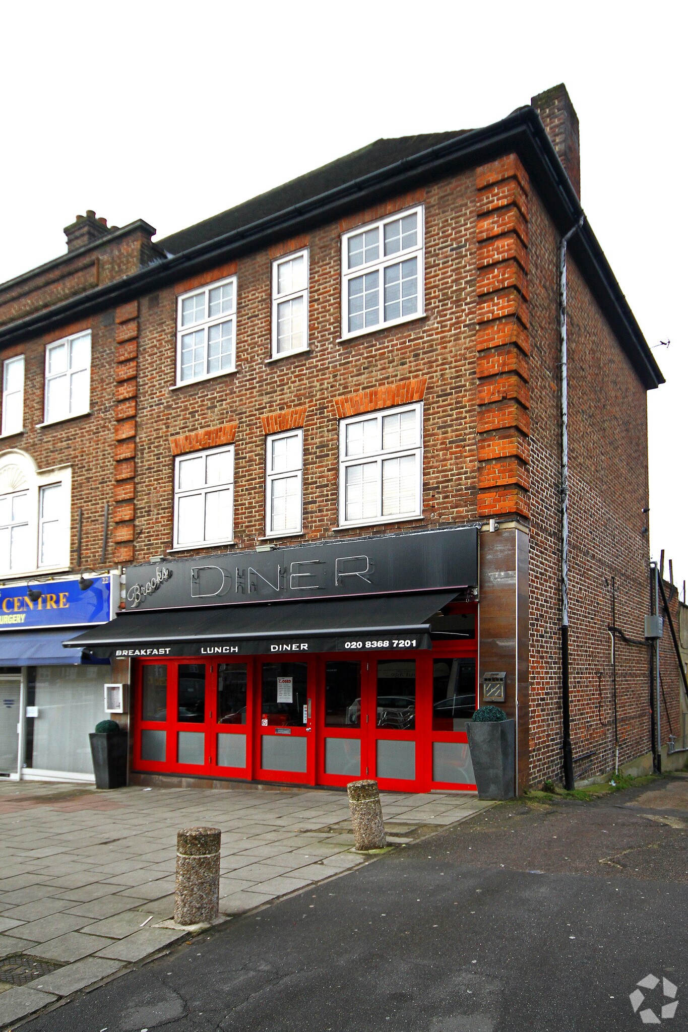 24 Hampden Sq, Londres à louer Photo principale– Image 1 sur 4