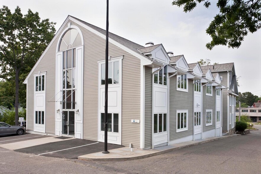15 Ketchum St, Westport, CT à louer - Photo de l’immeuble – Image 2 sur 6