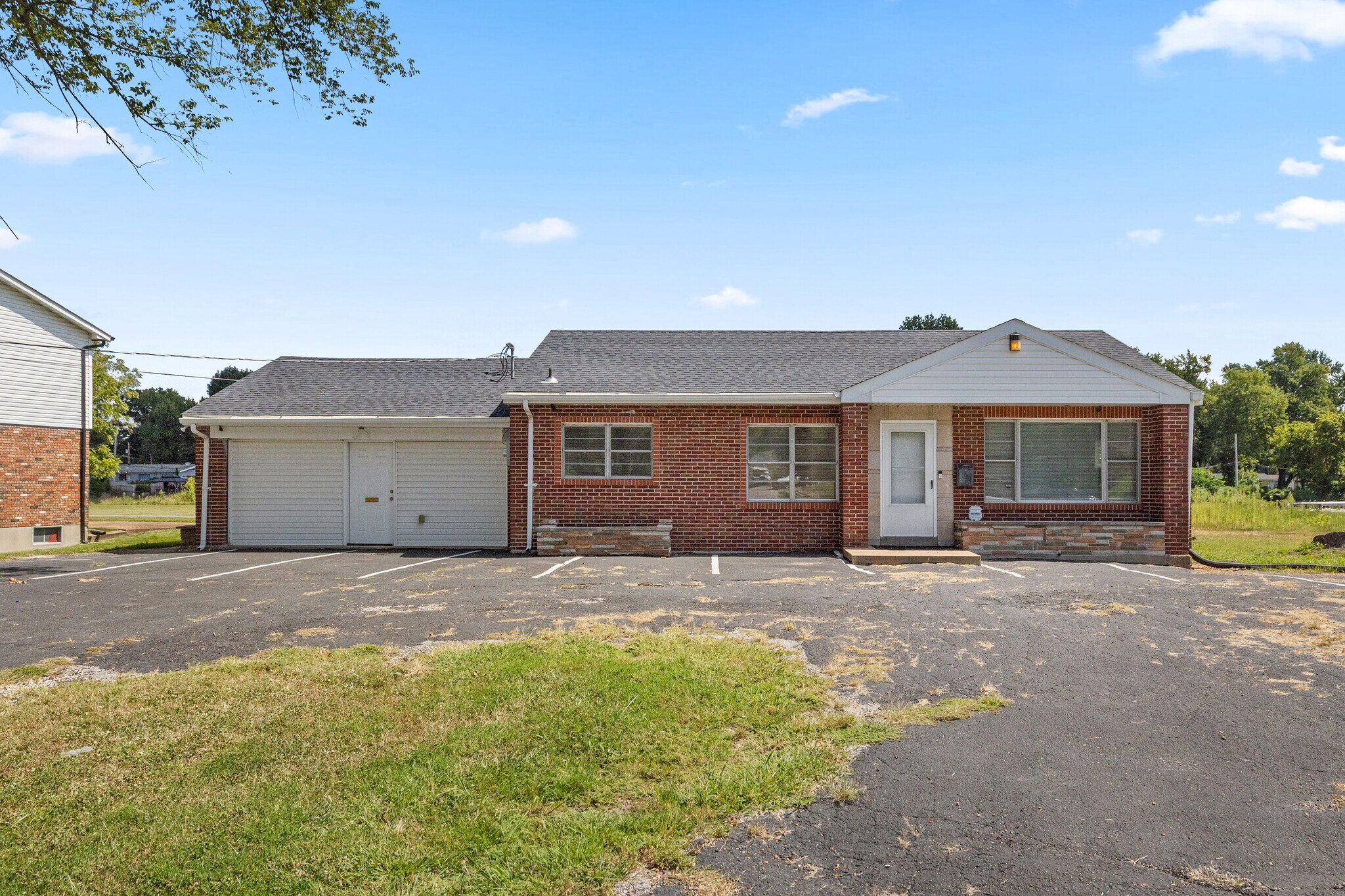 10236 Halls Ferry Rd, Saint Louis, MO à vendre Photo de l’immeuble– Image 1 sur 19