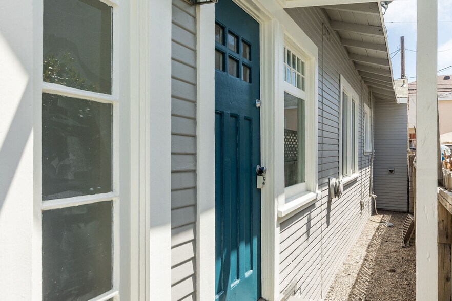 724 Hermosa Ave, Hermosa Beach, CA à vendre - Photo de l’immeuble – Image 2 sur 49