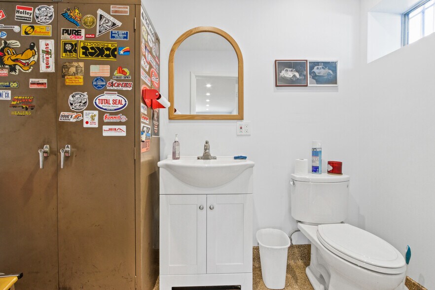 7757 Jackson St, Paramount, CA à louer - Photo intérieure – Image 3 sur 16