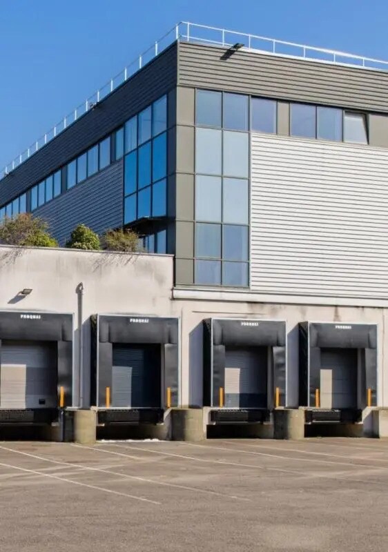 Industriel/Logistique dans Saint-Denis à louer Photo de l’immeuble– Image 1 sur 5