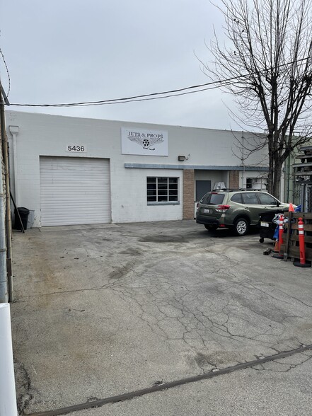 5436 Cleon Ave, North Hollywood, CA à louer - Photo de l’immeuble – Image 2 sur 3