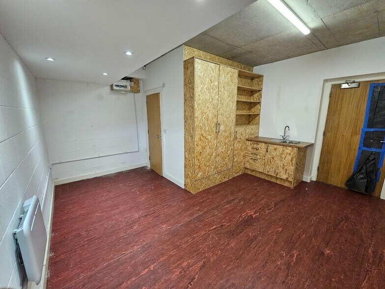 1 Fernie Street, Manchester à louer - Photo de l’immeuble – Image 3 sur 8