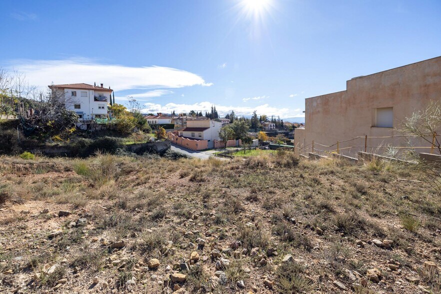 Avenida Príncipe Felipe, 2, Alfacar, Granada à vendre - Photo principale – Image 1 sur 15