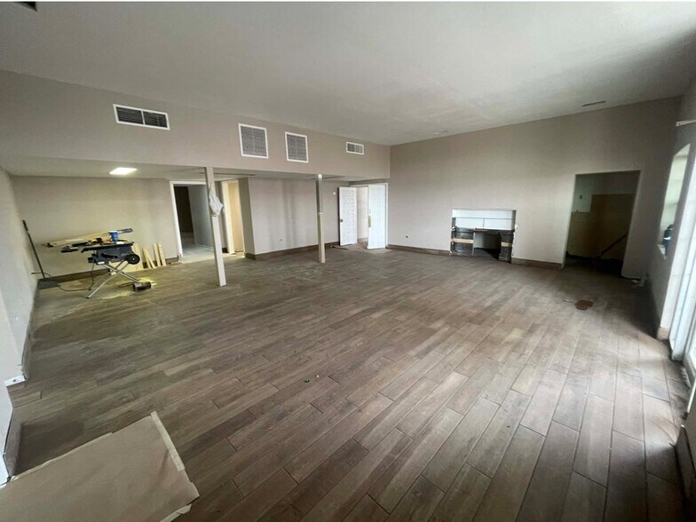 800 E Dickinson Blvd, Fort Stockton, TX à louer - Photo de l’immeuble – Image 2 sur 5