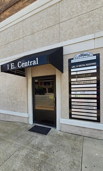 1 E Central Ave, Temple, TX à louer - Photo de l’immeuble – Image 2 sur 22