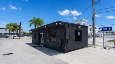 3100 NW 27th Ave, Miami, FL à louer Photo intérieure– Image 1 sur 14