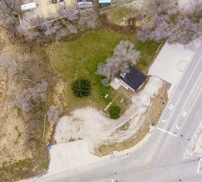 44W361 IL Route 64, Lily Lake, IL à vendre - Photo de l’immeuble – Image 3 sur 5