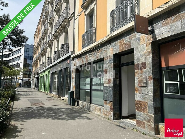 Bureau dans Rennes à louer - Photo de l’immeuble – Image 1 sur 6