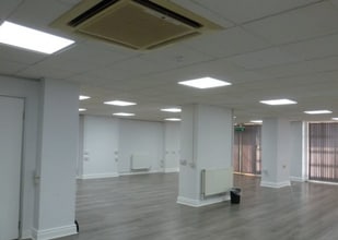 Ray Mead Rd, Maidenhead à louer Photo intérieure– Image 1 sur 2