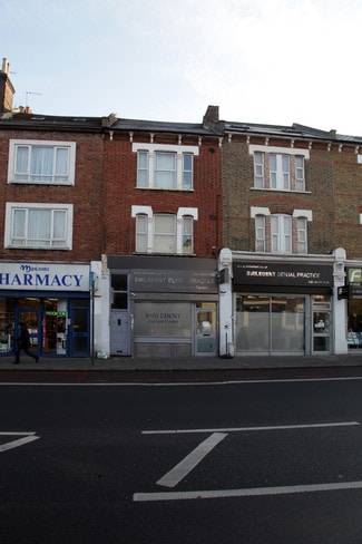 Plus de détails pour 106 High Rd, Londres - Local commercial à vendre