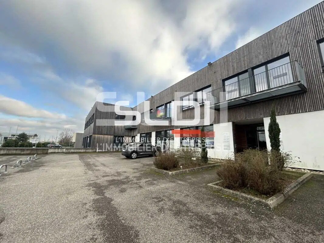 40 Rue De La Croix Des Hormes, Montanay à vendre Photo de l’immeuble– Image 1 sur 6
