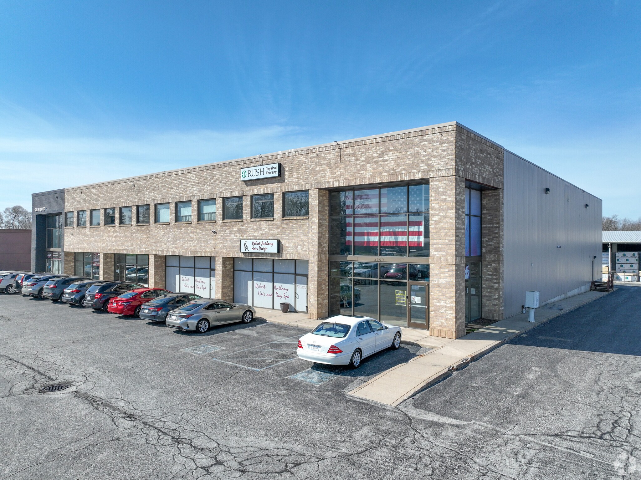 2300 Cline Ave, Schererville, IN à louer Photo principale– Image 1 sur 11