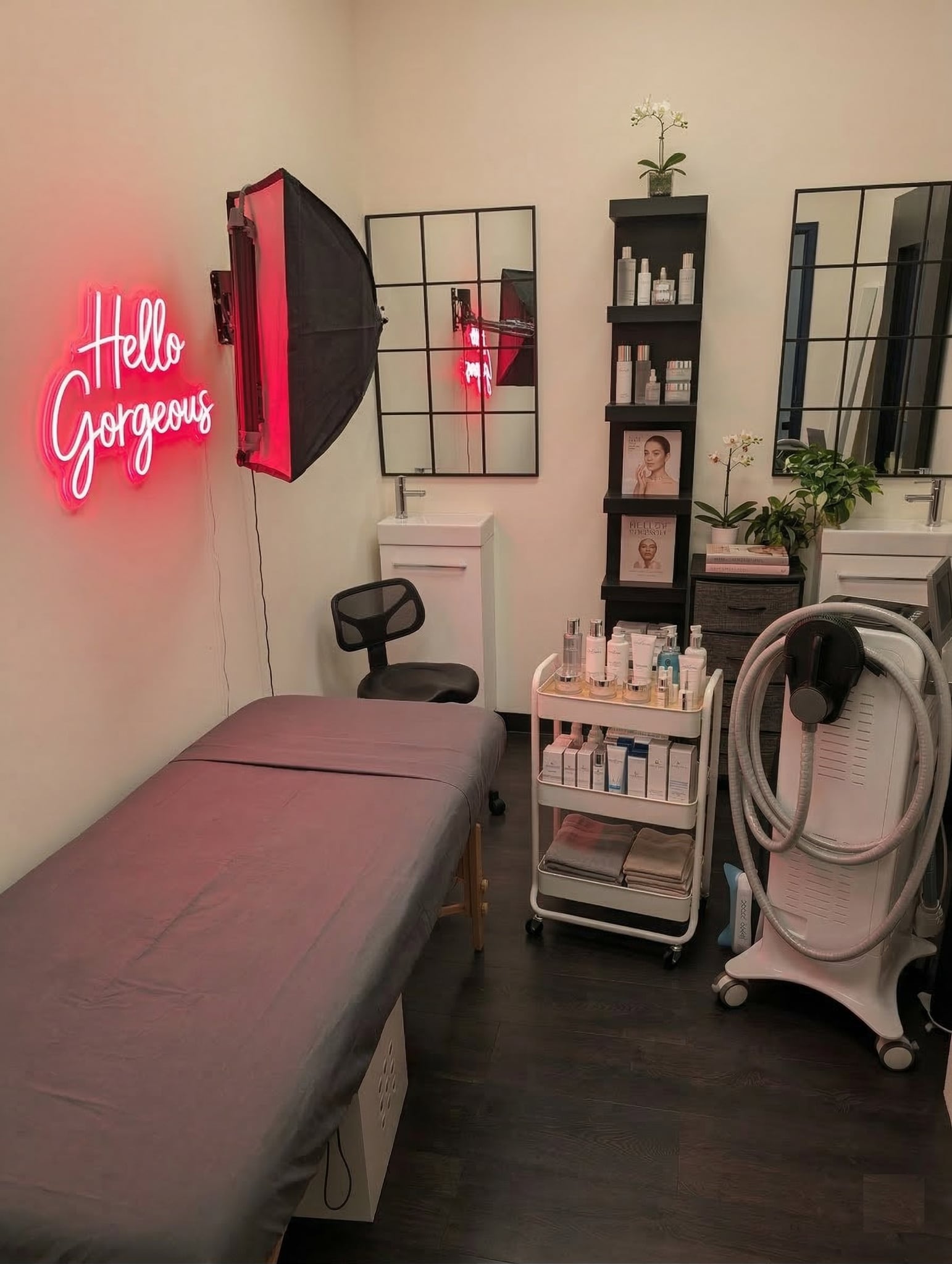 120 Eglinton Ave E, Toronto, ON à louer Photo intérieure– Image 1 sur 2