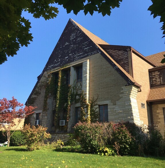 6015 N Francisco Ave, Chicago, IL à vendre - Photo de l’immeuble – Image 2 sur 6