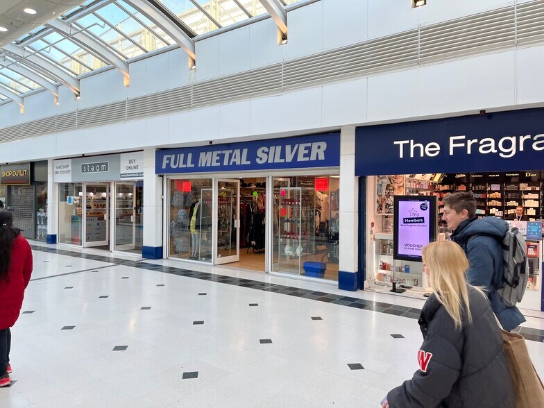 Wulfrun Sq, Wolverhampton à louer - Photo de l’immeuble – Image 2 sur 39