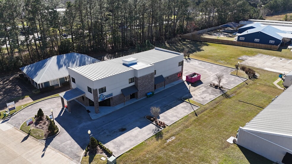 998 N Halstead Rd, Ocean Springs, MS à vendre - Photo de l’immeuble – Image 2 sur 11