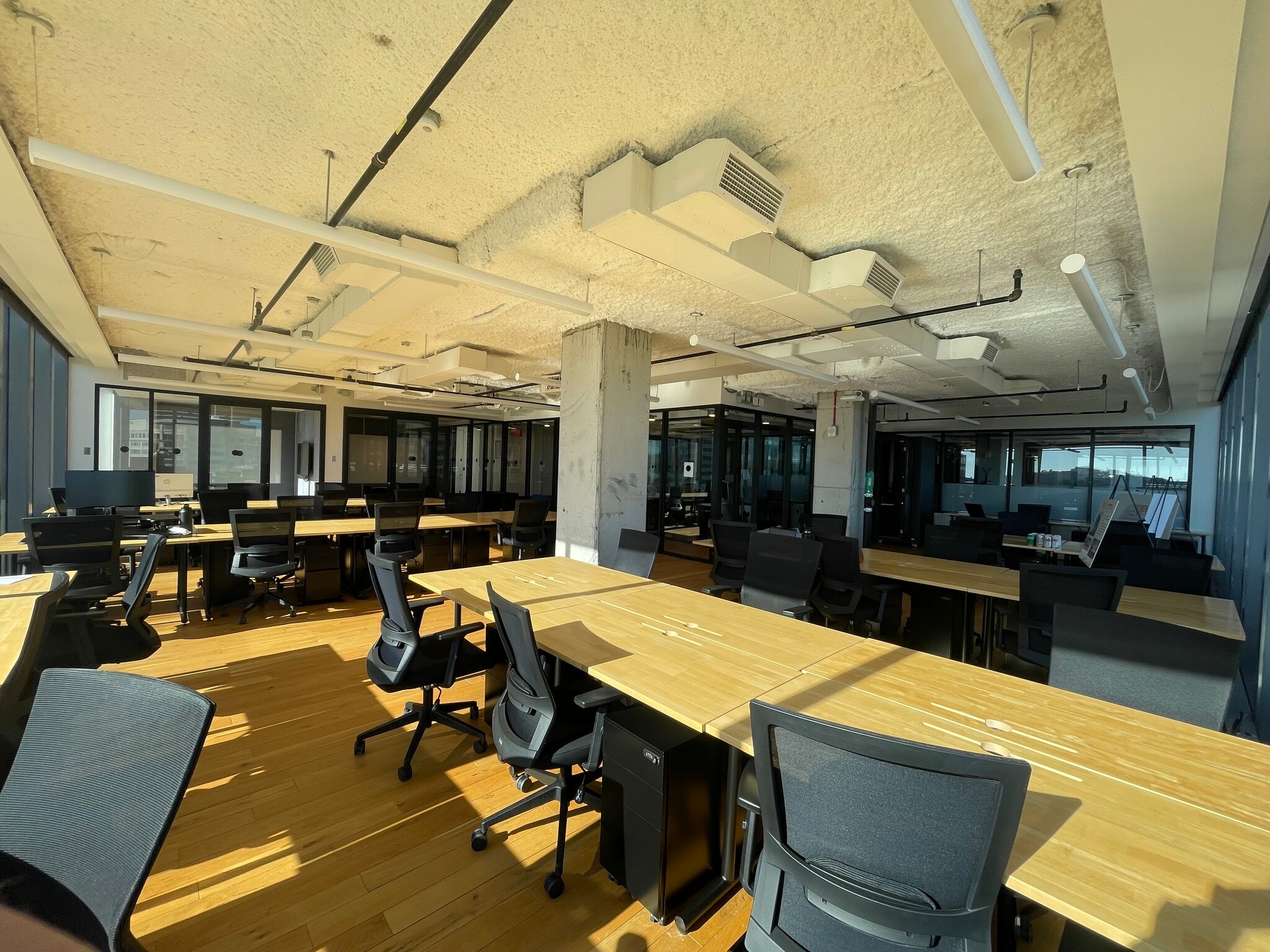 200 Massachusetts Ave NW, Washington, DC à louer Photo intérieure– Image 1 sur 5