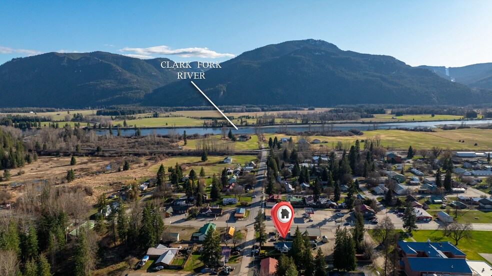401 N Stephen St, Clark Fork, ID à vendre - Aérien – Image 2 sur 35