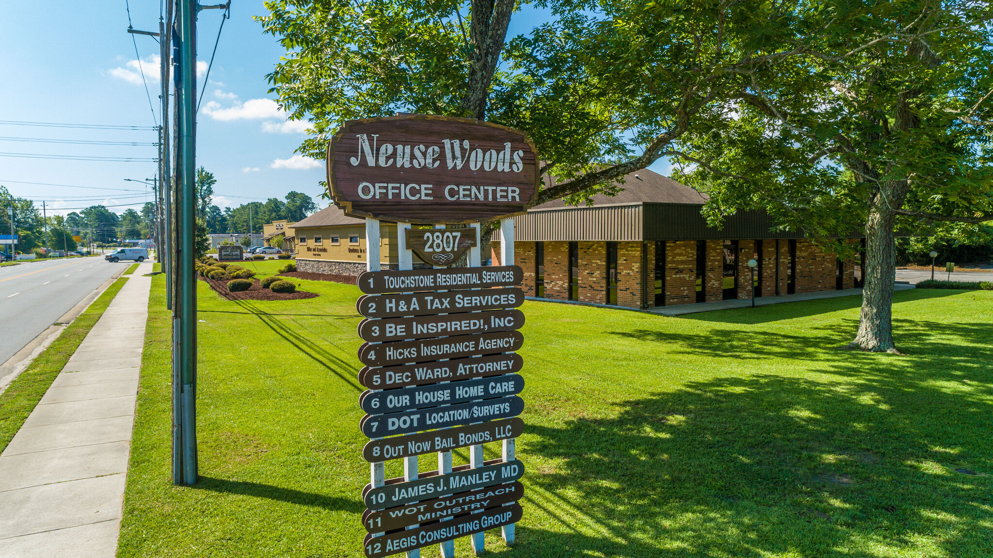 2807 Neuse Blvd, New Bern, NC à louer Photo principale– Image 1 sur 4