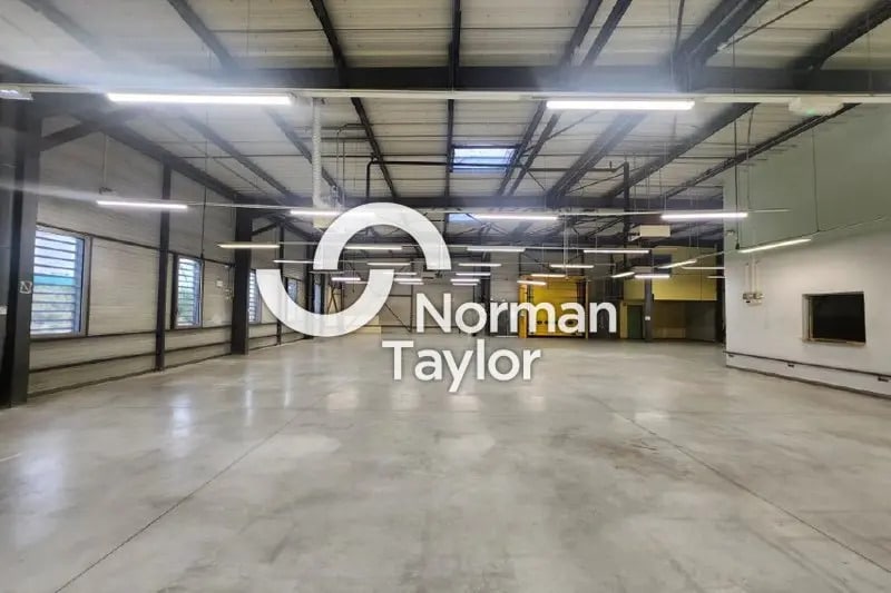 Local d’activités dans Vendargues à louer - Photo intérieure – Image 2 sur 8