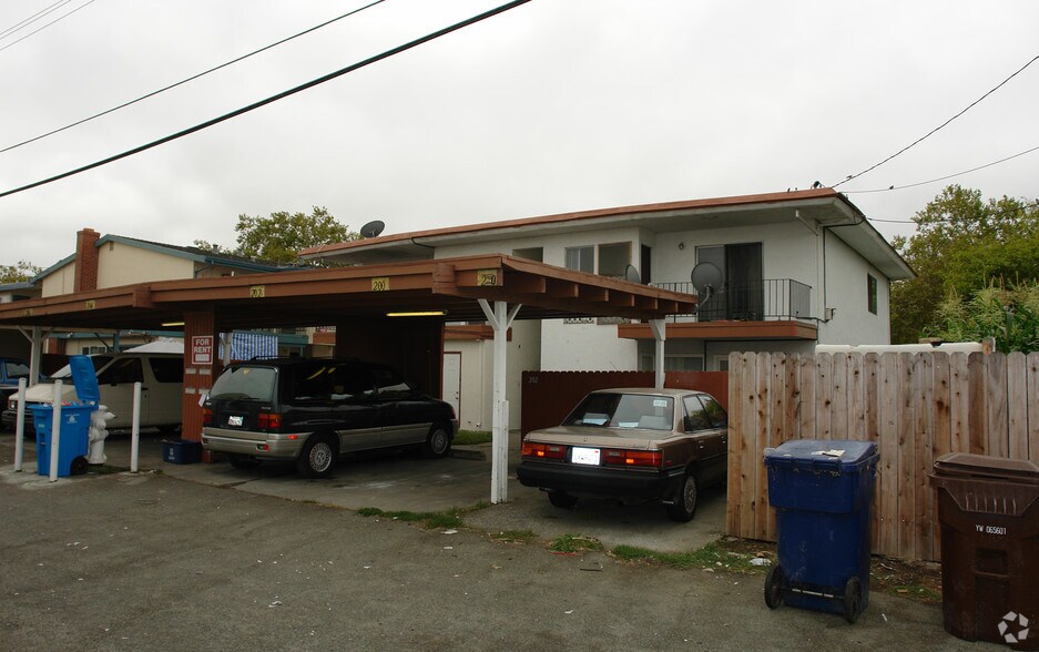 200-208 Westwood St, Vallejo, CA à vendre - Photo de l’immeuble – Image 2 sur 11