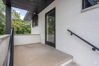 3820 Central Ave, Lake Station, IN à louer Photo de l’immeuble– Image 2 sur 10