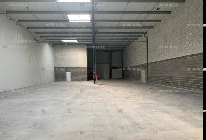 Local d’activités dans Bondues à louer - Photo intérieure – Image 2 sur 5