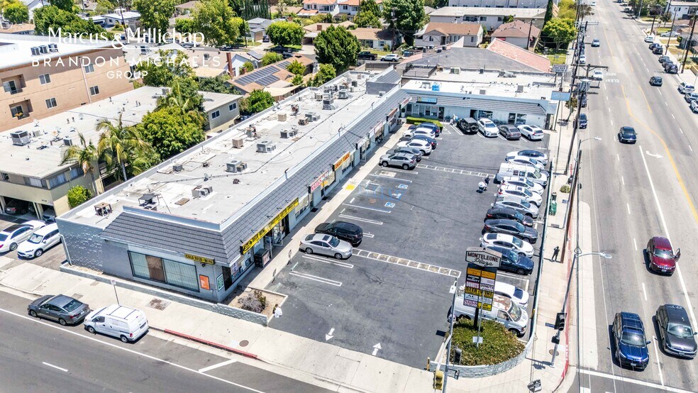 12439-12463 Oxnard St, North Hollywood, CA à vendre - Photo de l’immeuble – Image 2 sur 10