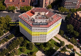 Plus de détails pour Calle de Guzmán el Bueno, 133, Madrid - Bureau à louer