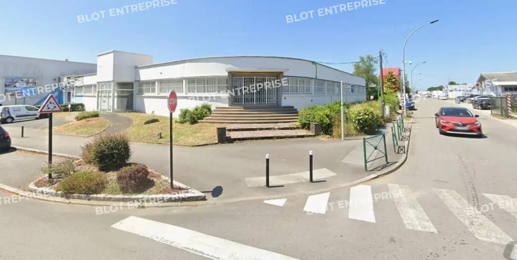 360 Boulevard Marcel Paul, Saint-Herblain à louer Photo de l’immeuble– Image 1 sur 4