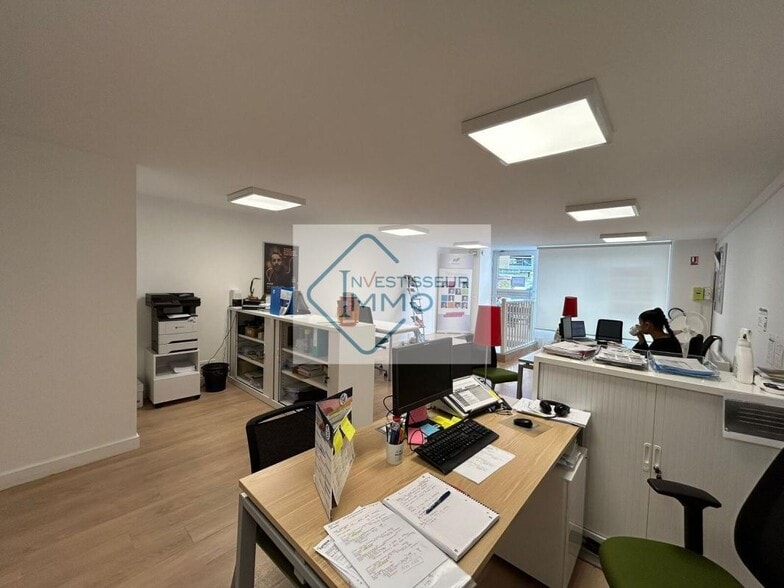 Bureau dans Coulommiers à vendre - Photo intérieure – Image 2 sur 5