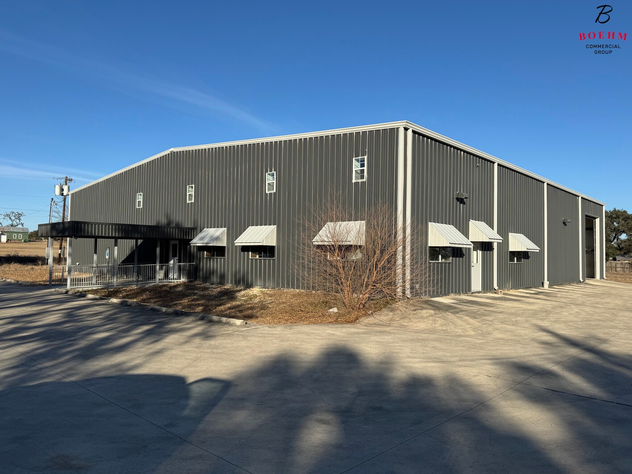 2 Hill View Ln, Boerne, TX à louer Photo de l’immeuble– Image 1 sur 28