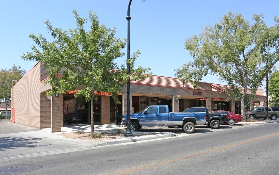 255-295 N 5th St, Coalinga, CA à vendre - Photo de l’immeuble – Image 3 sur 3