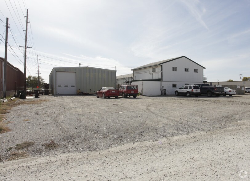 2035 Yolande Ave, Lincoln, NE à vendre - Photo principale – Image 1 sur 2