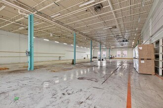 700 Dura Beauty Ln, Wisconsin Rapids, WI à louer Photo intérieure– Image 1 sur 7