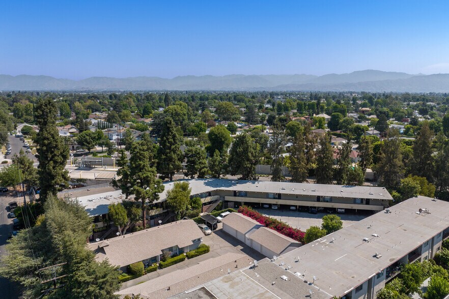 5934 Buffalo Ave, Van Nuys, CA à vendre - Photo de l’immeuble – Image 2 sur 40