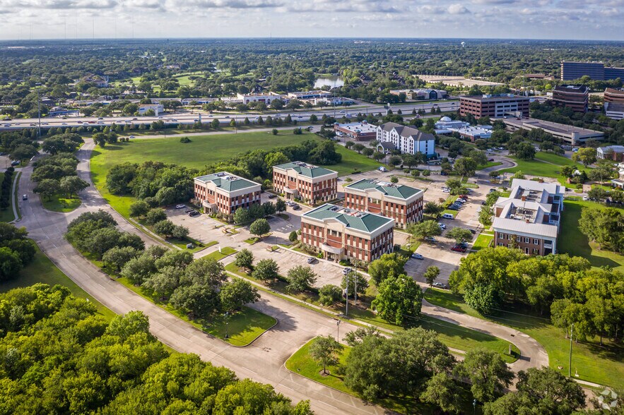 52 Sugar Creek Center Blvd, Sugar Land, TX à vendre - Aérien – Image 3 sur 5