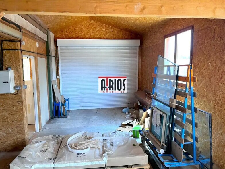 Industriel/Logistique dans La Farlède à louer - Photo de l’immeuble – Image 3 sur 12