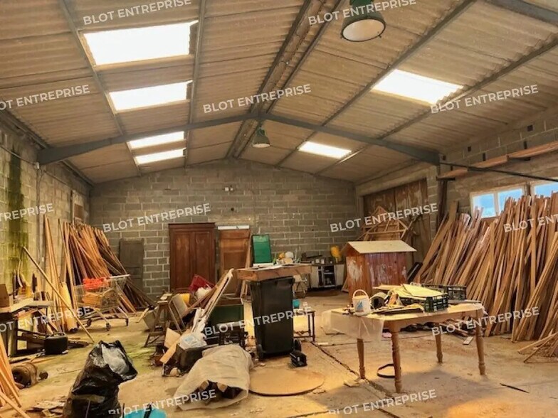 Local d'activités dans Saint-Brieuc à vendre - Photo intérieure – Image 2 sur 4